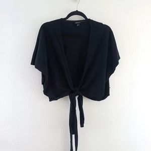 Torrid Shrug Wrap Front Short Sleeve Fitted black Sweater size 2X